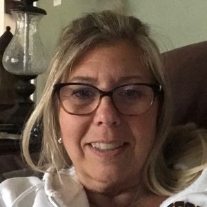 Meet your Posher, Debra